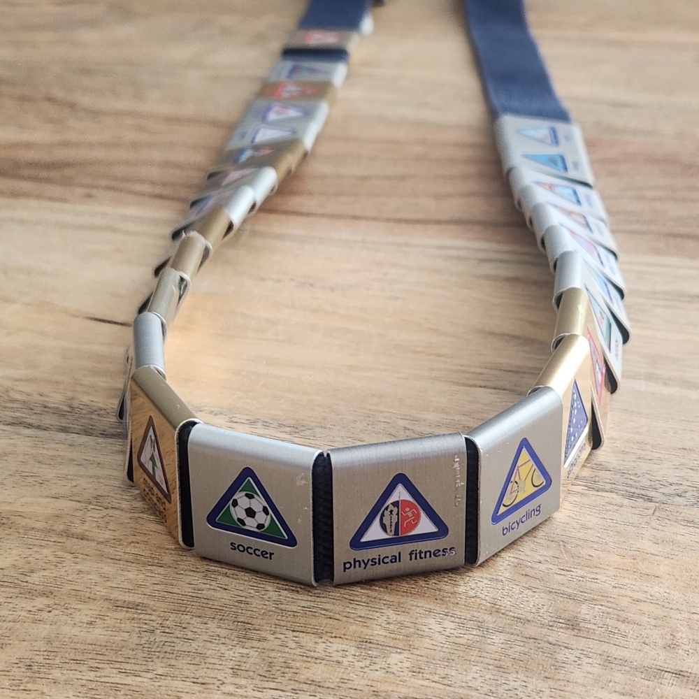 Cub Scout Adjustable Belt With 26 Badge Slides